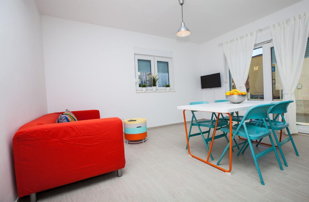 Apartments Roses Stobrec Exterior photo